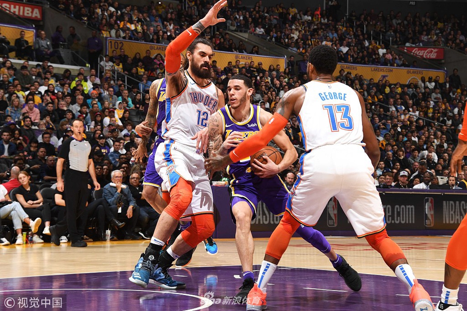 他十分强调 他十分强调