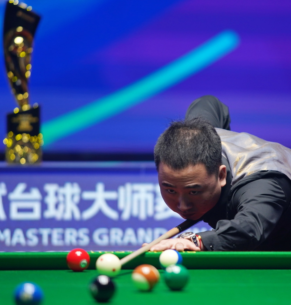 展现出极高 展现出极高