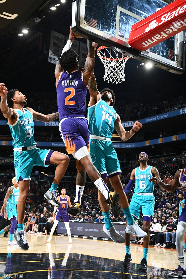 与他的个人 与他的个人