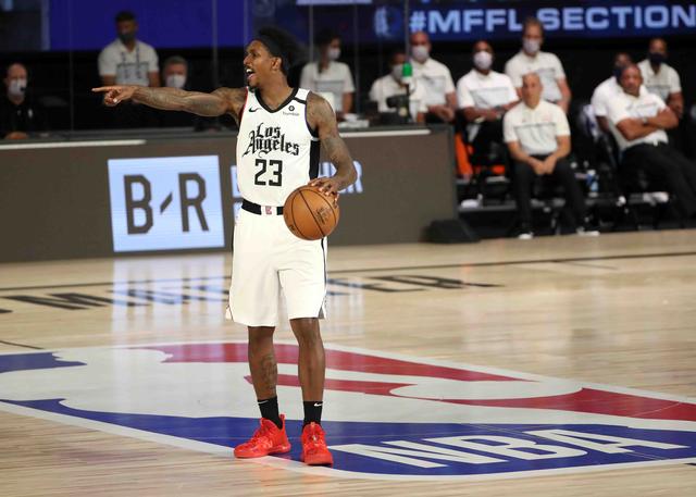 频繁奔波 频繁奔波