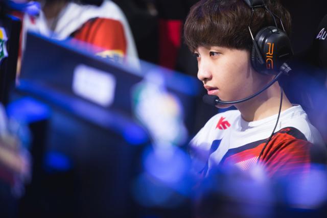 大黄蜂的出 大黄蜂的出